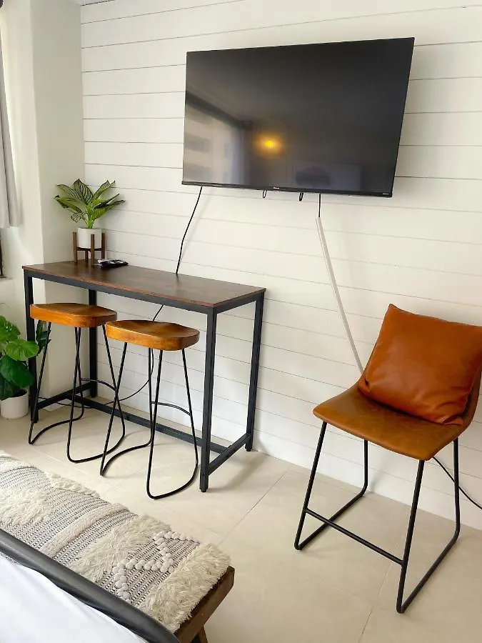Modern Surf Chic Studio Condo Honolulu